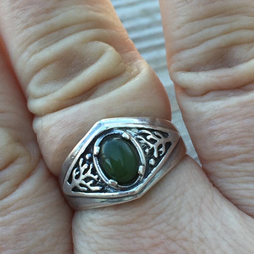 Celtic Tree of Life Ring .925 Sterling Silver w/ Genuine Jade gem made in USA - Picture 10 of 14